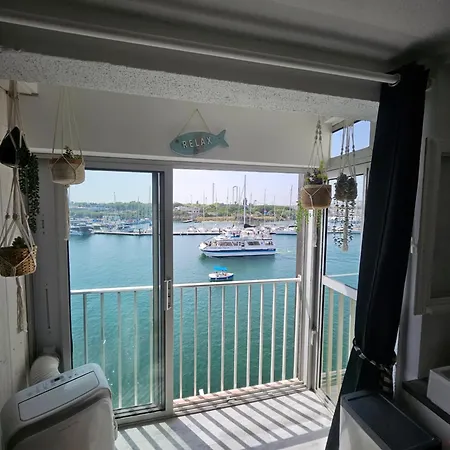 La Vue Et Port * 아그